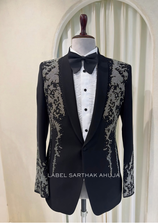 BEATS EMBROIDERED SUIT