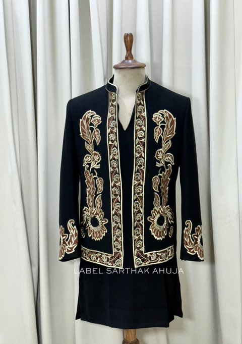 FLORA KURTA AND SHRUG SET