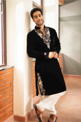 Royal Black Embroidery Kurta Set