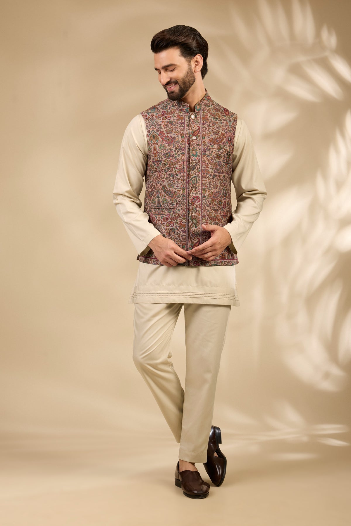Multicolor Floral Jamawar Woven Bandi Jacket Set