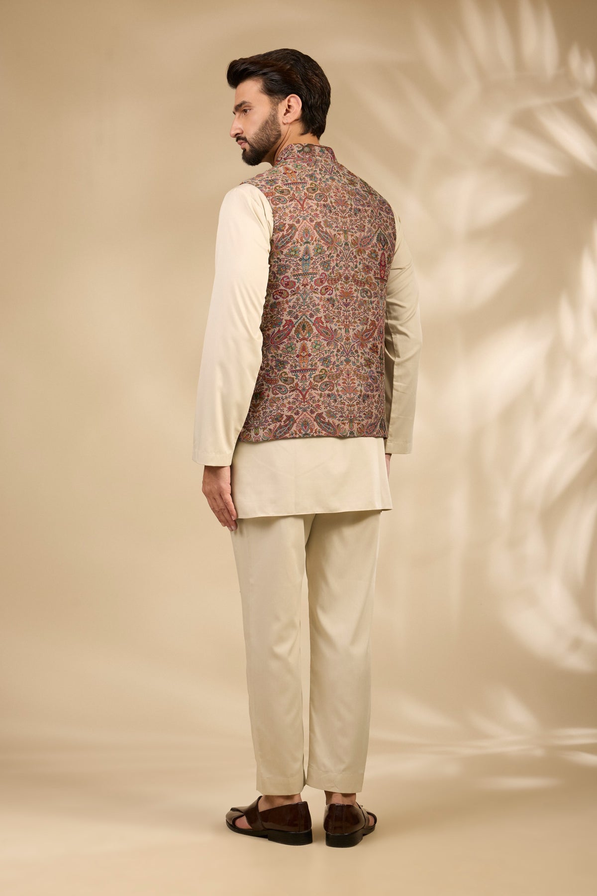 Multicolor Floral Jamawar Woven Bandi Jacket Set