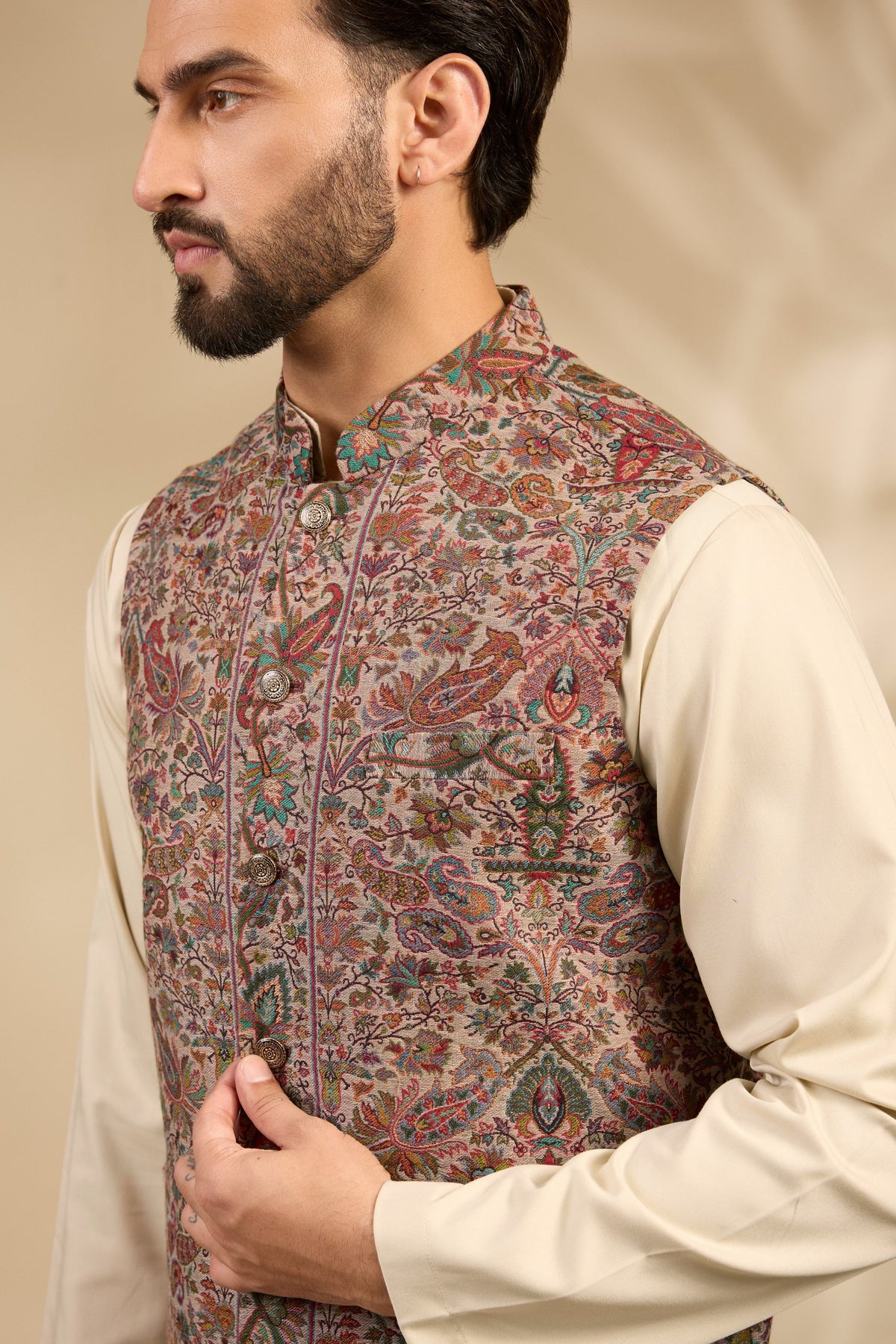 Multicolor Floral Jamawar Woven Bandi Jacket Set