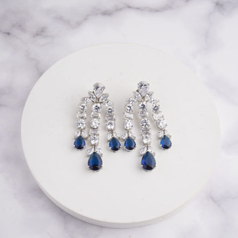 Avere Earrings