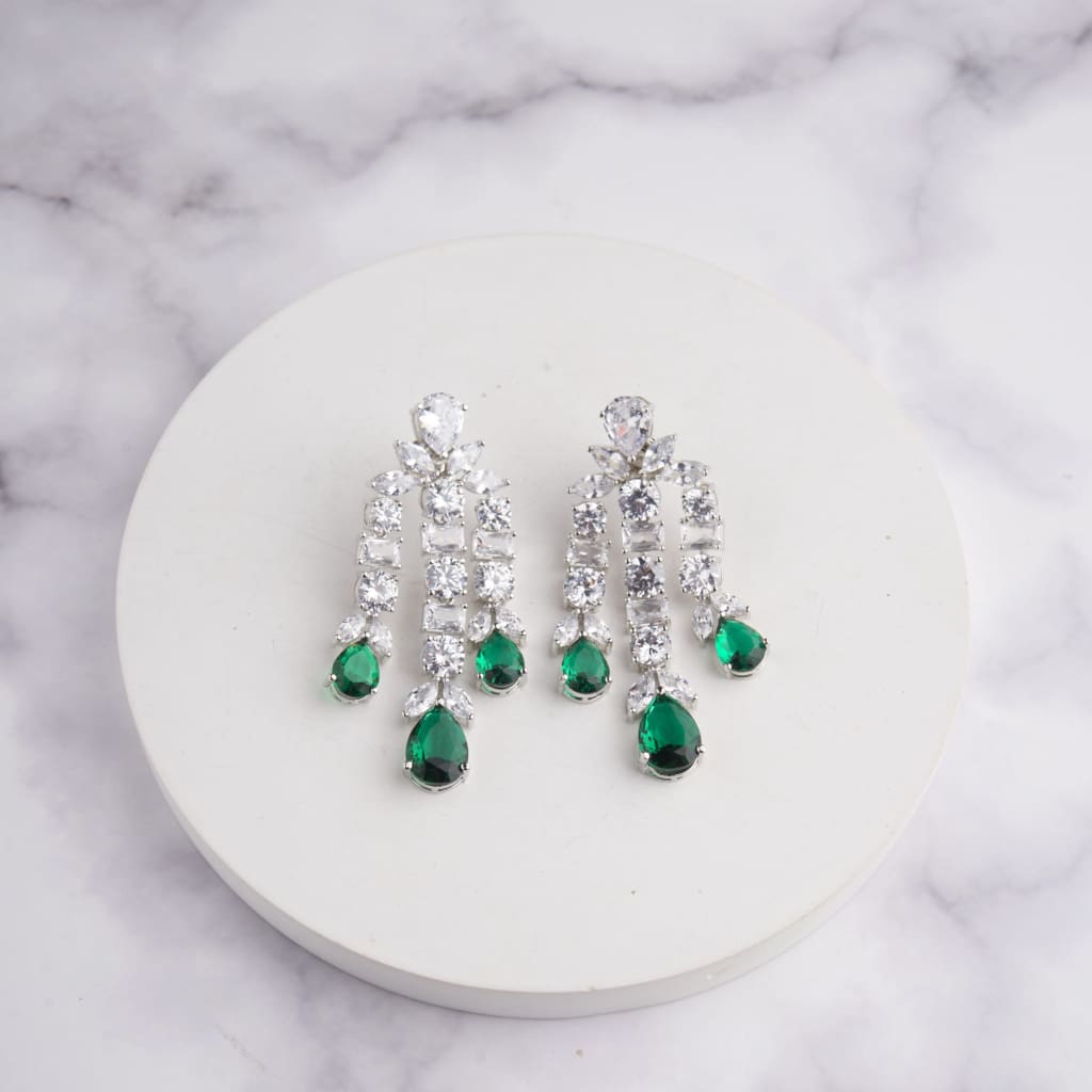 Avere Earrings