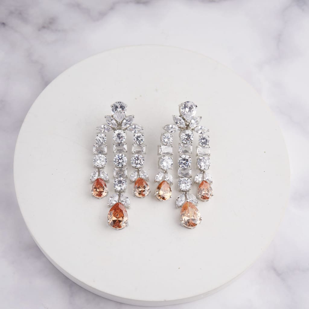 Avere Earrings