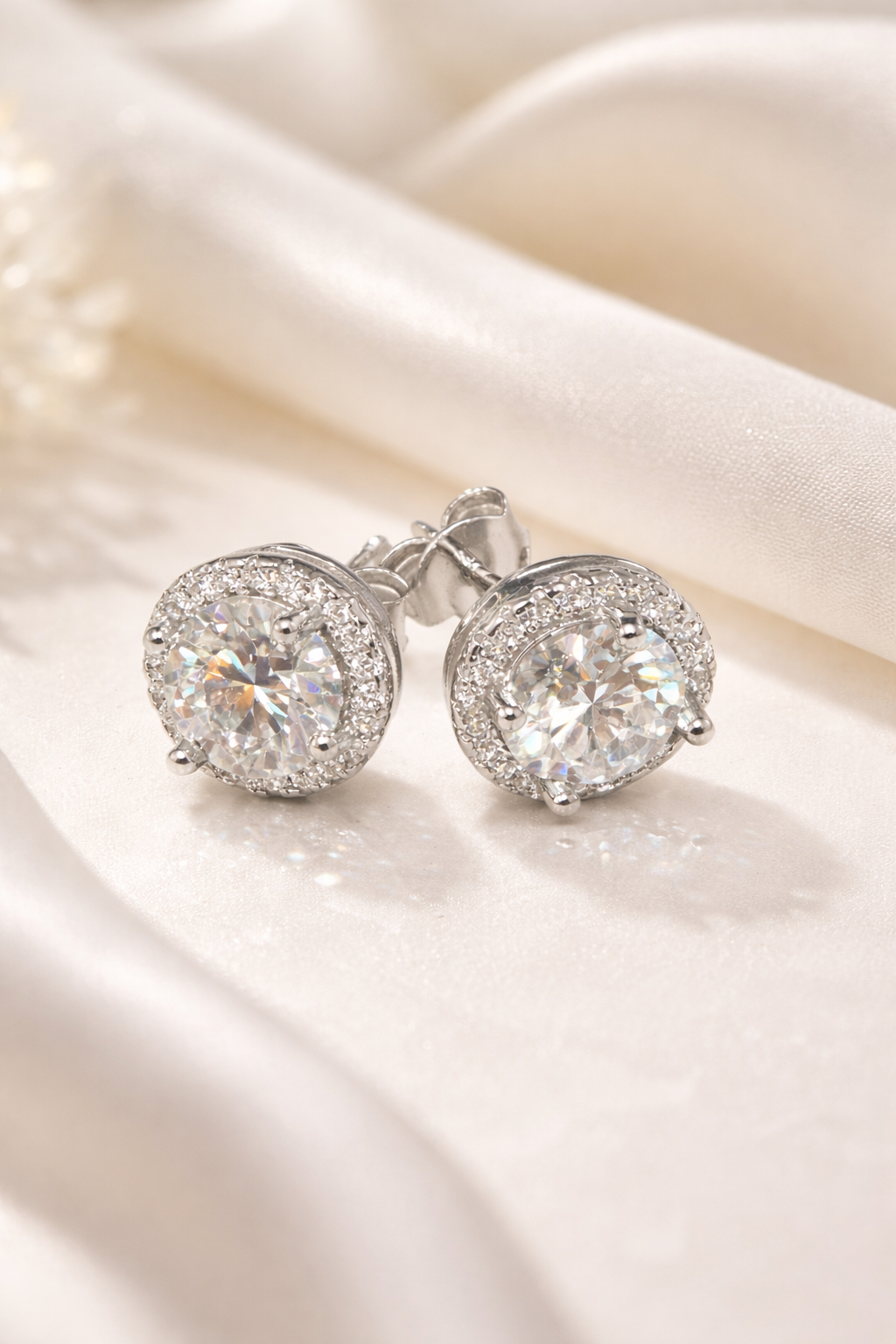 1ct Solitaire Crystal Stud Earrings