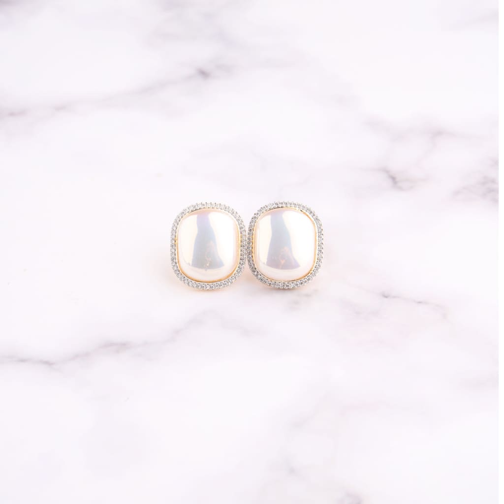 Cushion Pearl Earrings