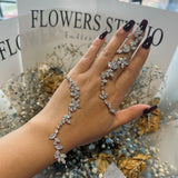 Lux Flowercut Handchain