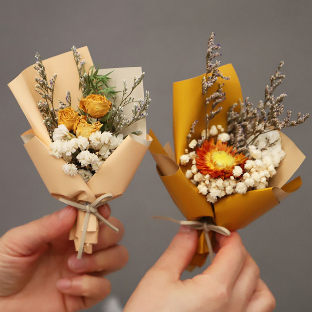 Love Infinite Mini Bouquet