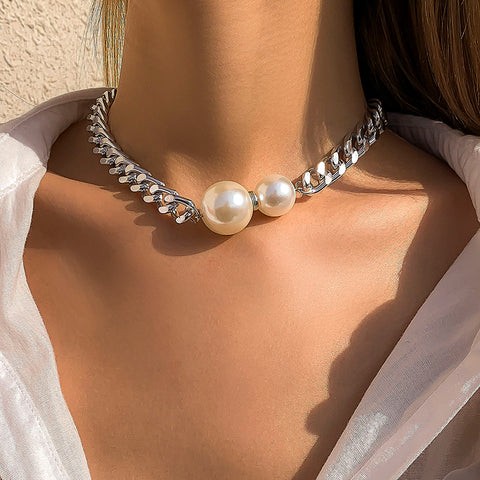 Golden Pearl Choker