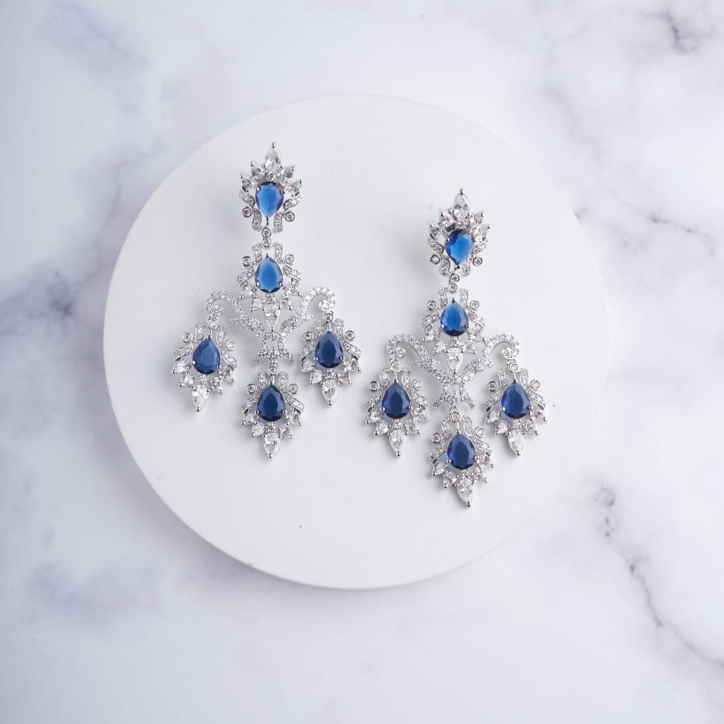 Pari Earrings
