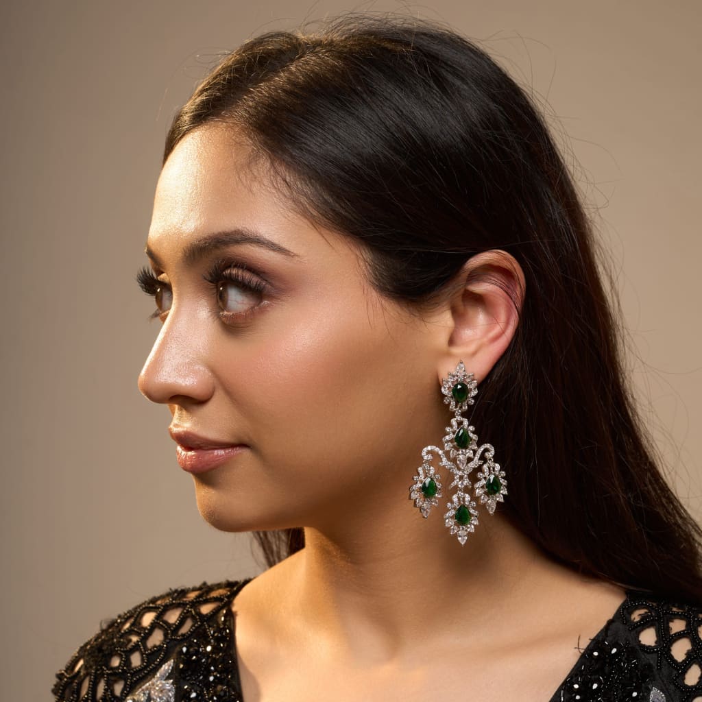 Pari Earrings