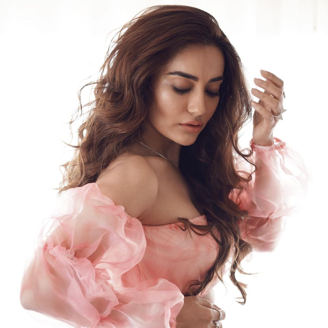 Curly Ruffle Top